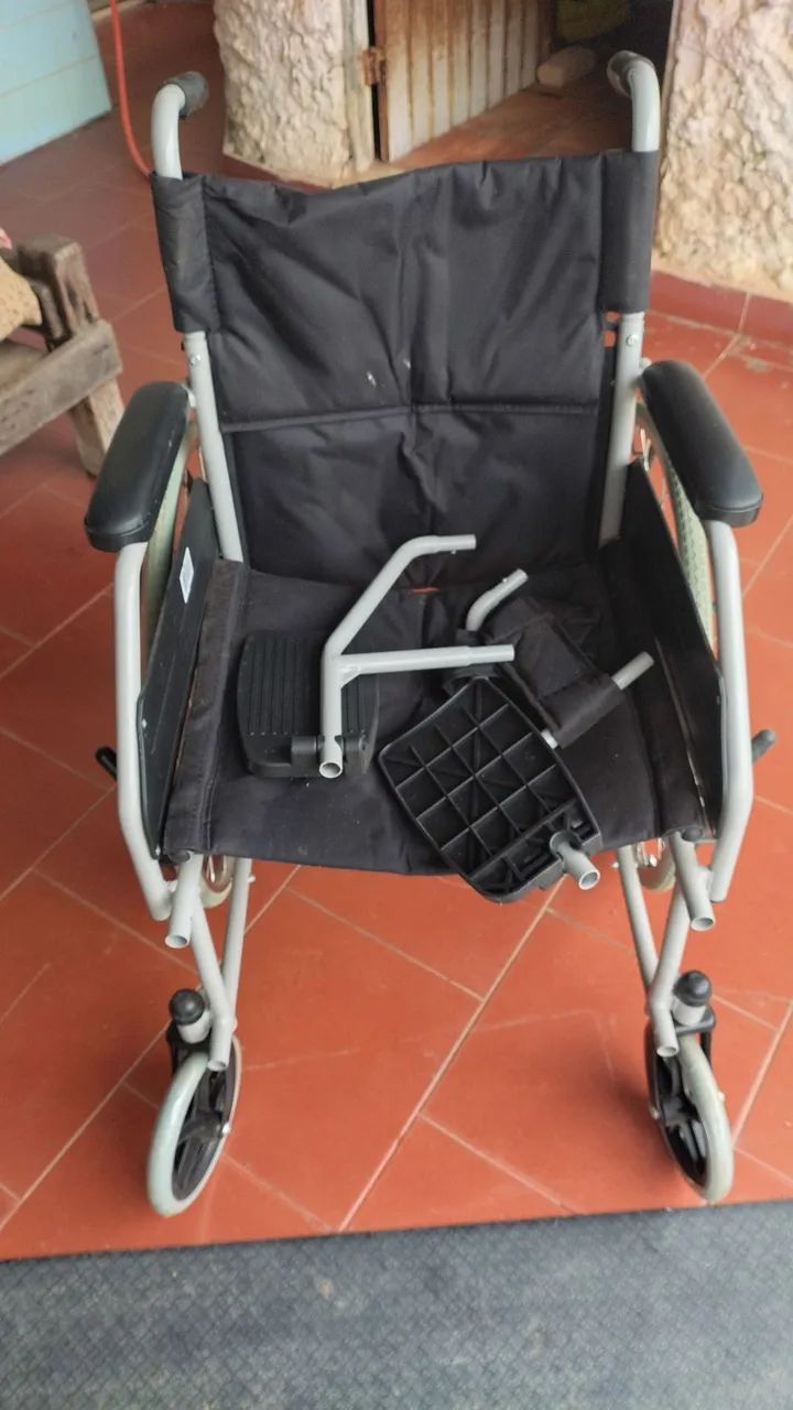 Cadeira de rodas  - Foto 4