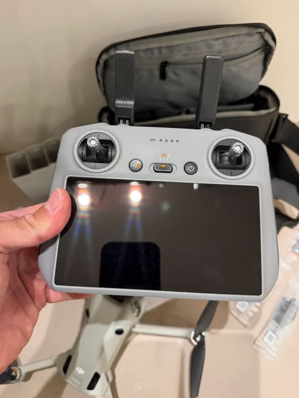 Drone DJI Mini 4 Pro Combo Fly More - Foto 4