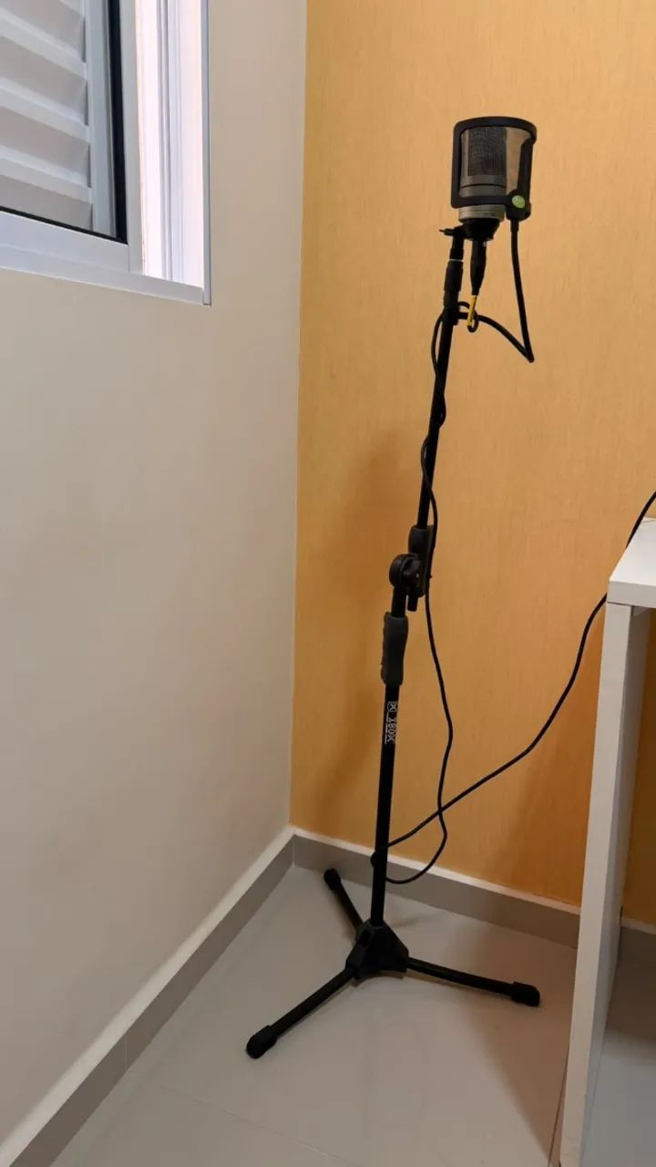 MXL 990 - Microfone Condensador com tripe e cabo - OPORTUNIDADE - Foto 2