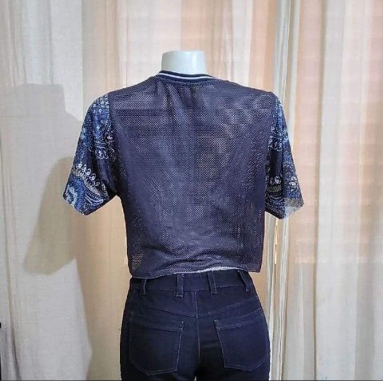 Blusinha cropped farm azul floral estampada tam M - Foto 2