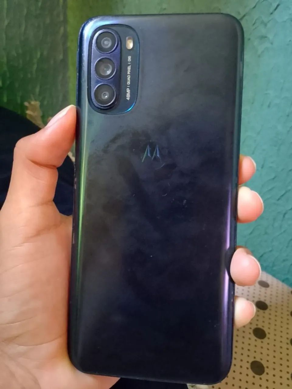 Vendo celular semi novo 
