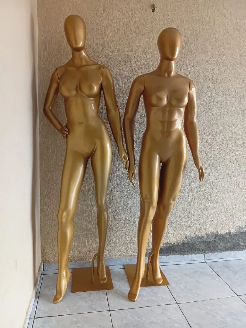 Vende dois manequins usados! - Foto 2