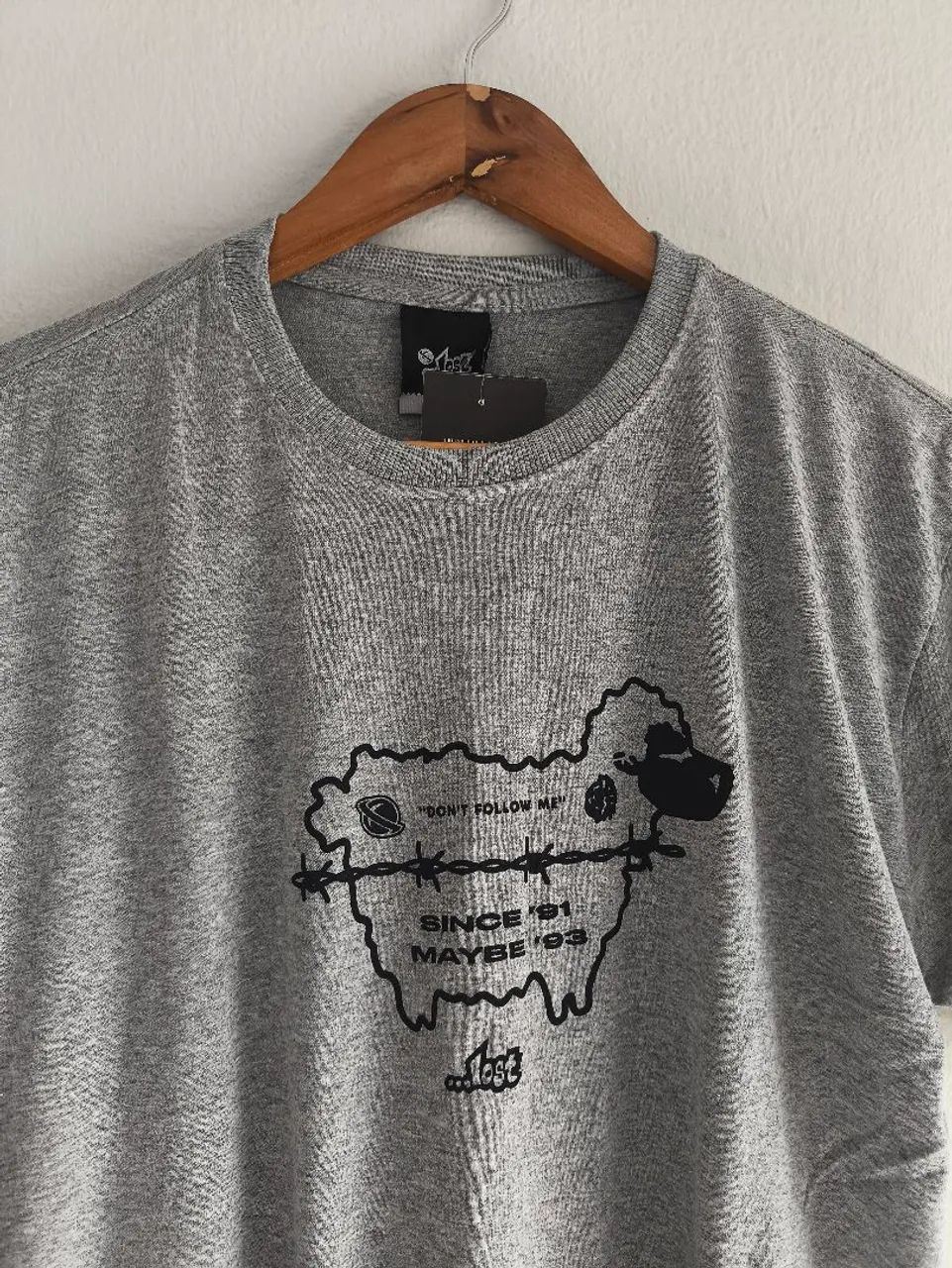 Lost Cinza Mescla - Tam M Nova (Algodão Premium)