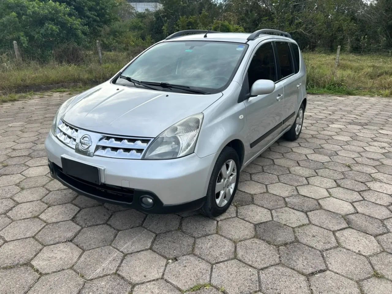 Nissan Livina 2010