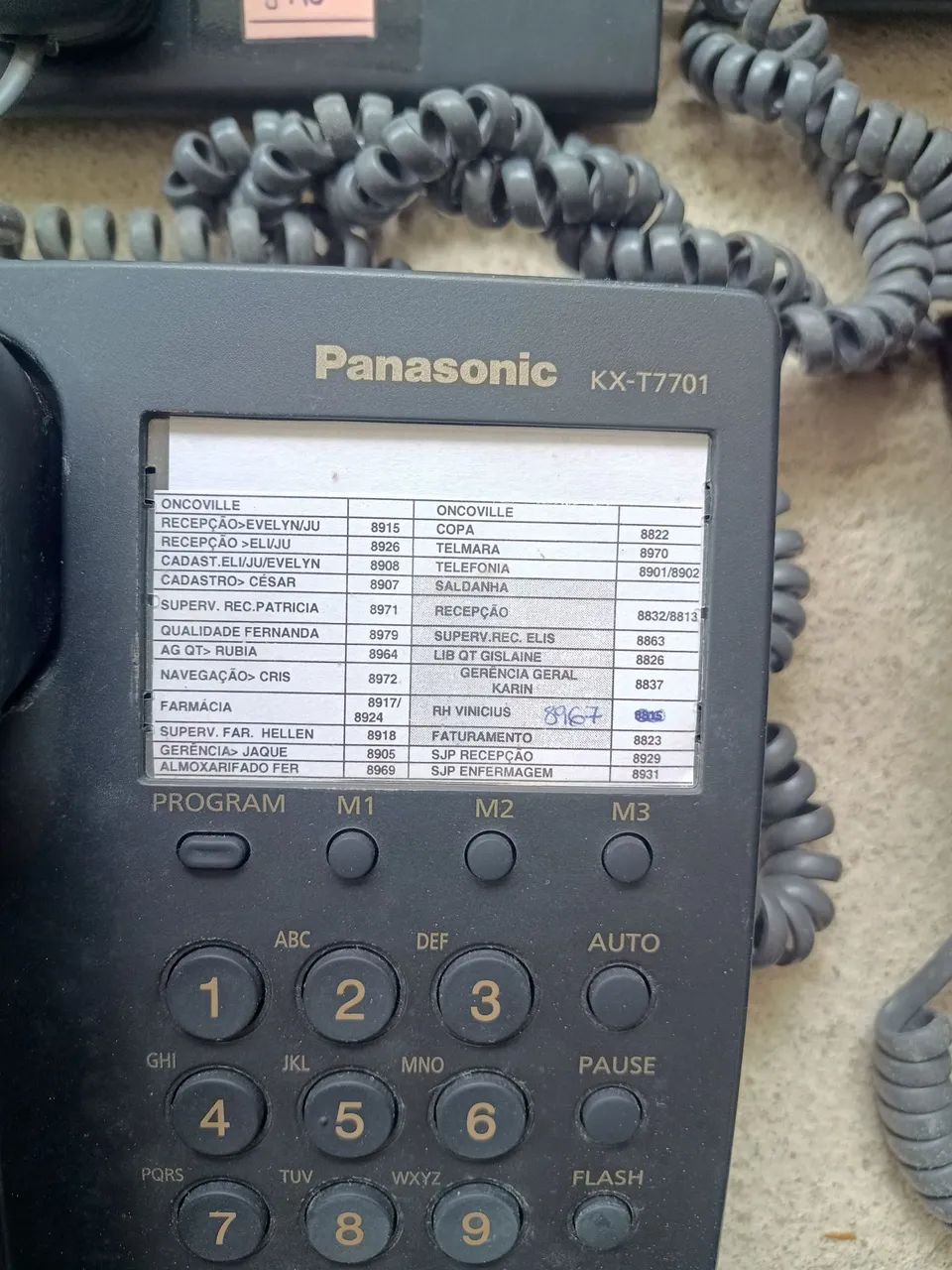 Vendo lote com 21 Aparelhos de Telefones Panasonic KX-T7701 Preto. No estado. - Foto 3