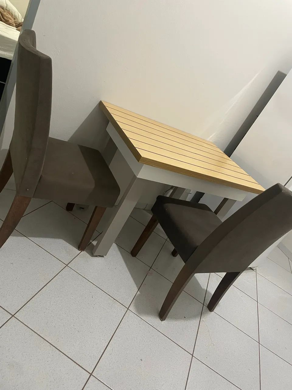 Mesa com 2 cadeiras - Foto 4