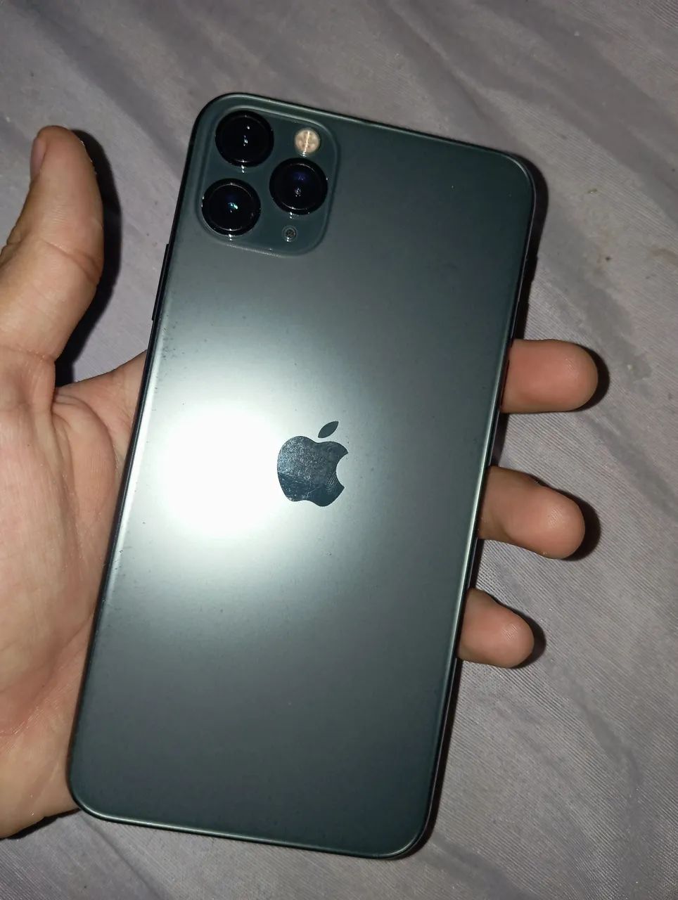 IPhone 11 pro max conservado 