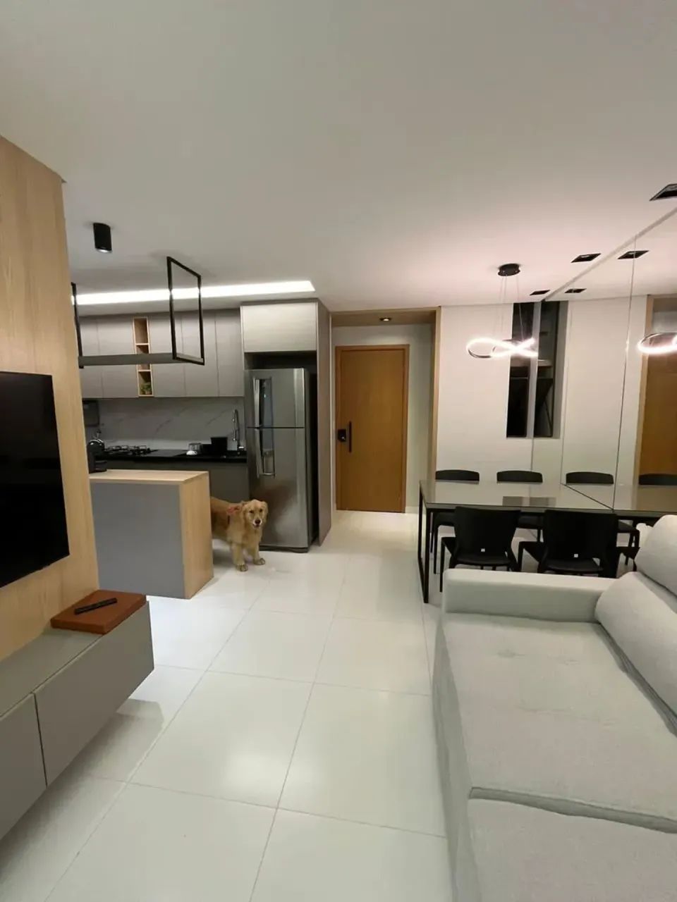 Imóvel mobiliado a poucos metros do mar - Foto 4