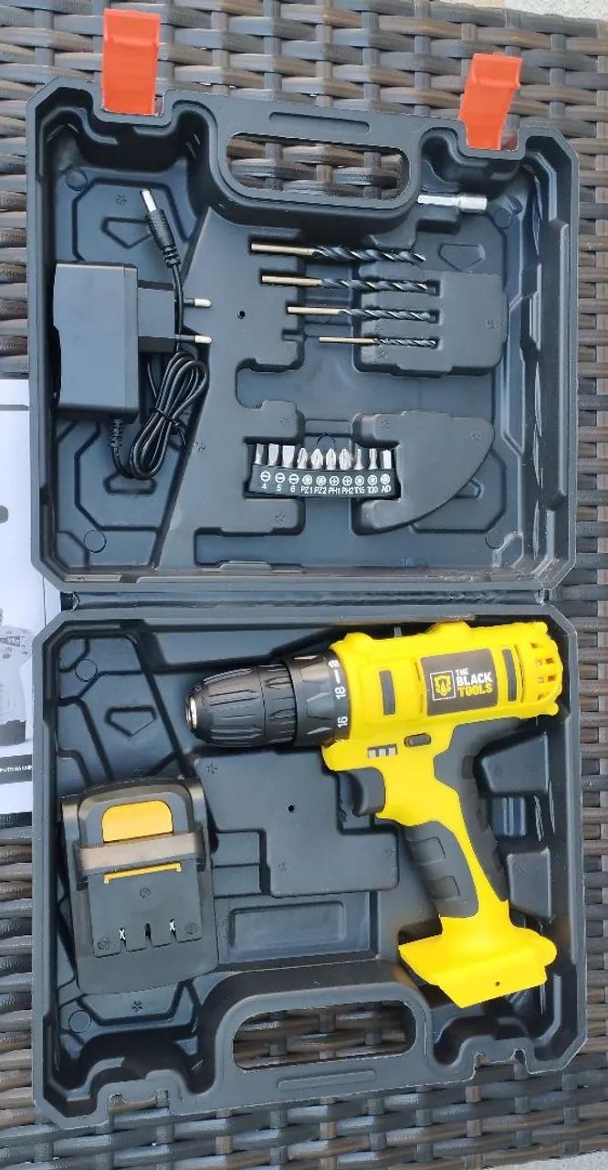 Parafusadeira e Furadeira BlackTools Nova - Foto 3
