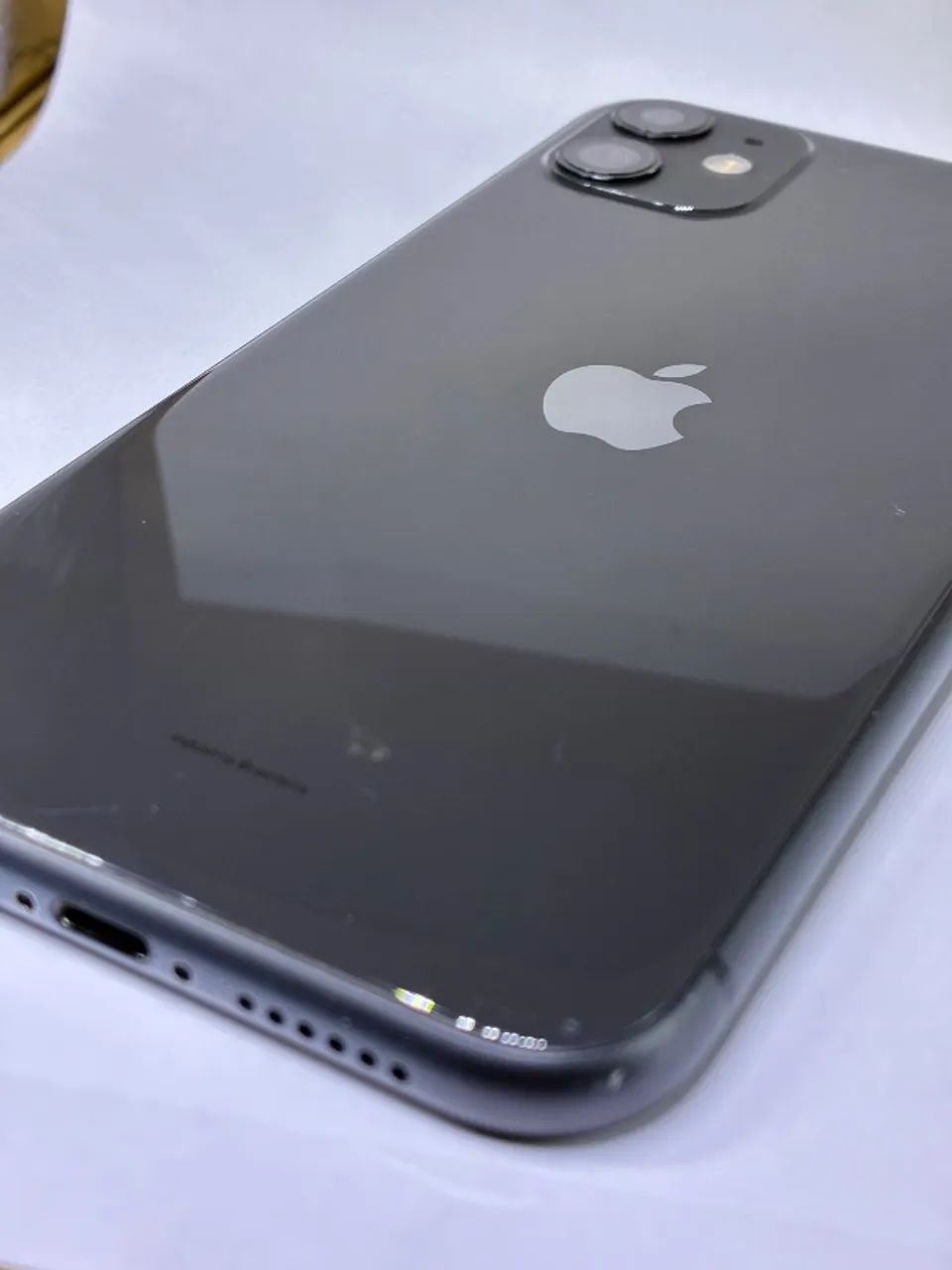 Carcaça iPhone 11 preta original retirada - Foto 5