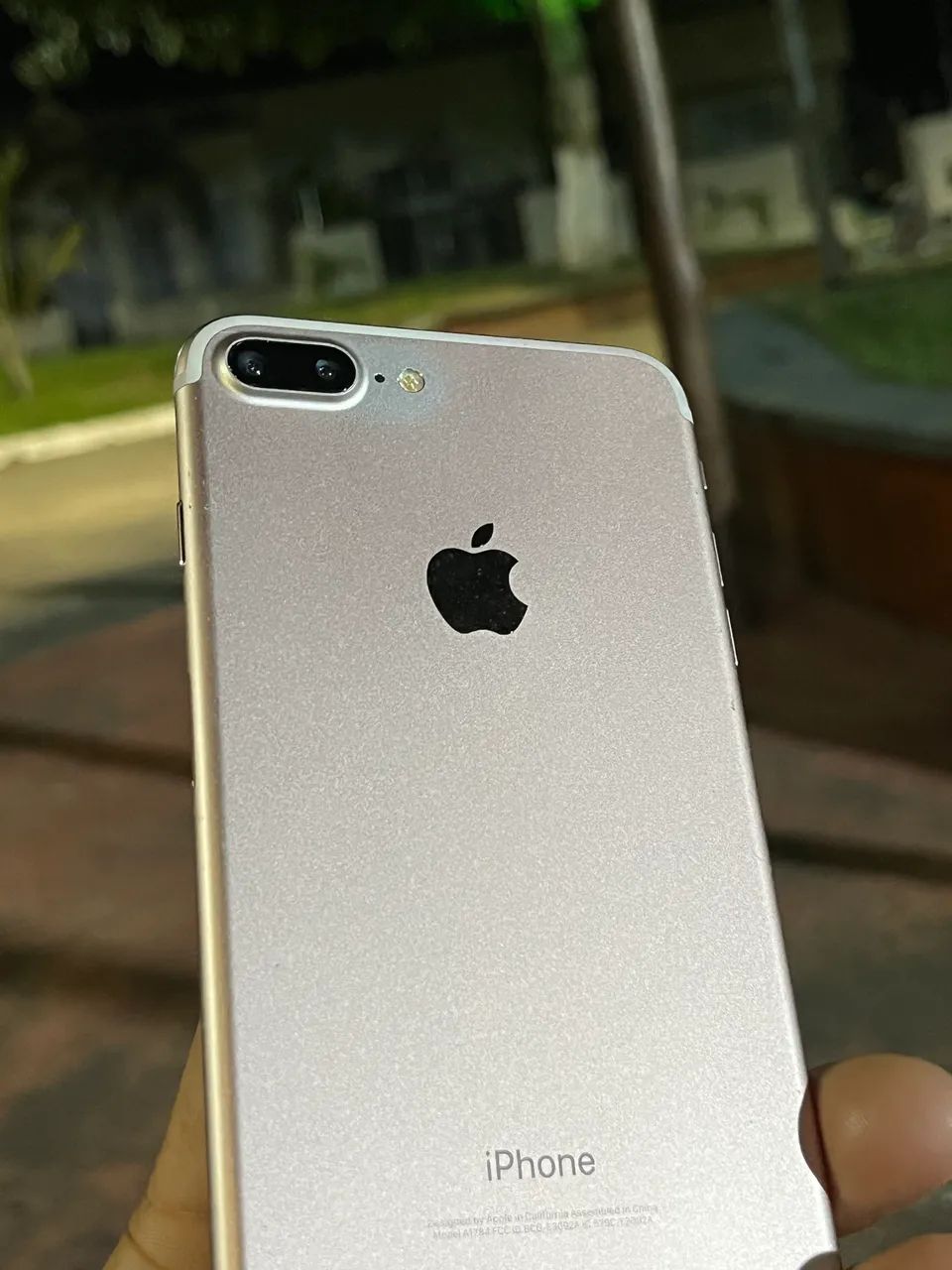 iPhone 7 plus 128gb funcionando tudo 