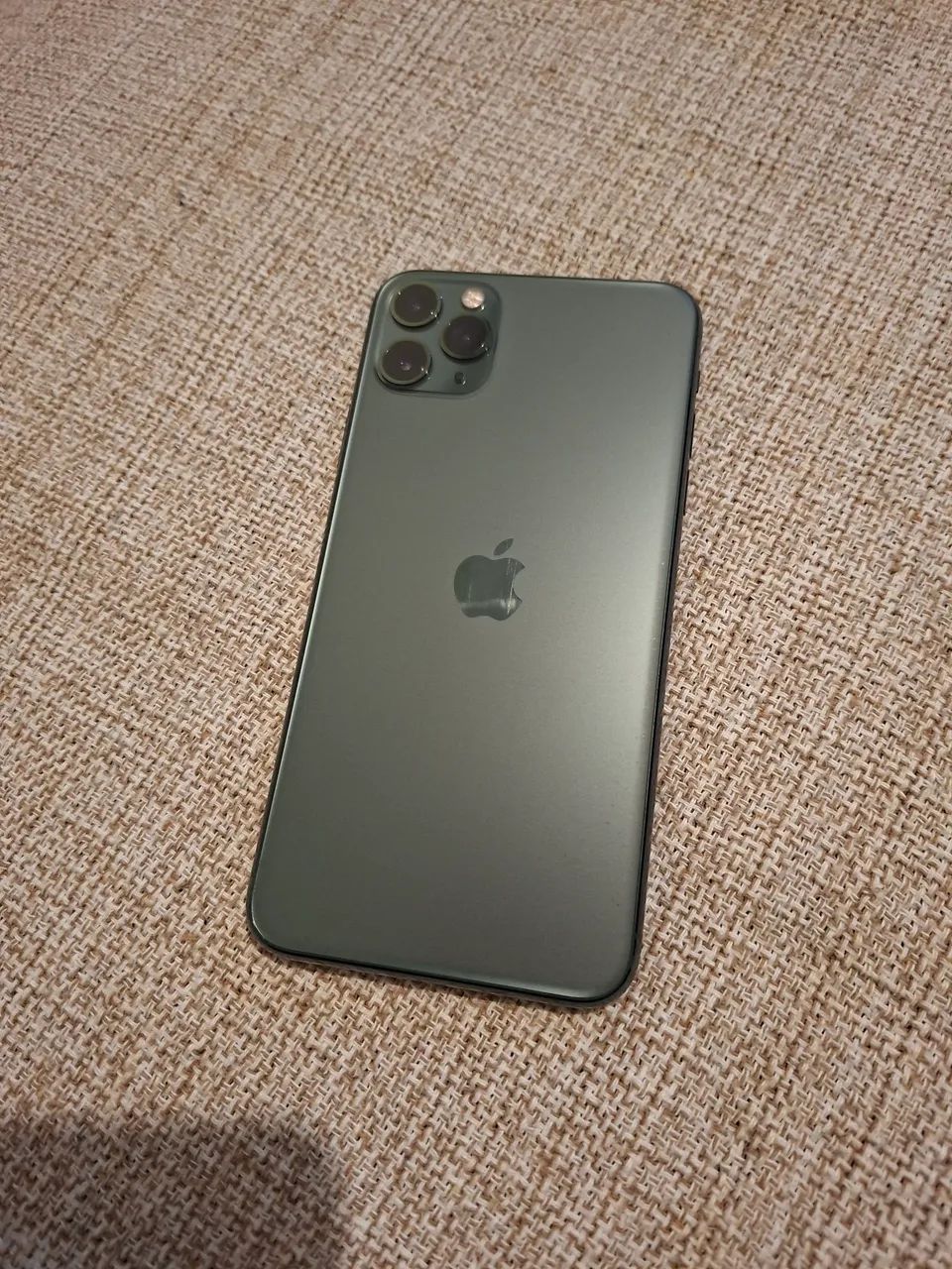 Iphone 11 Pro Max com fone original lacrado e caixa