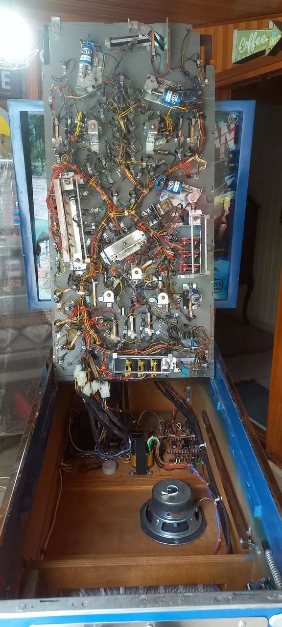 Pinball Fliperama Taito Hawkman  Nova - Foto 3