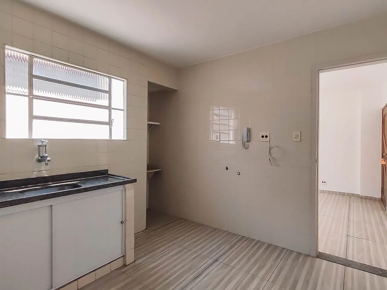 Quarto e sala com varanda no Cascatinha para locação - Foto 4