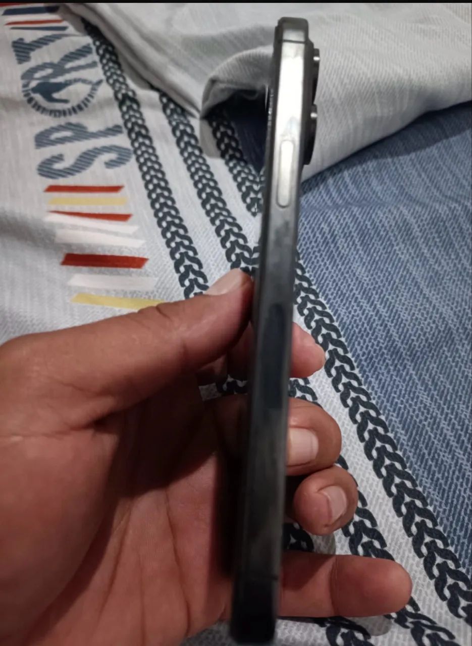 iPhone 15 pro Max  - Foto 2