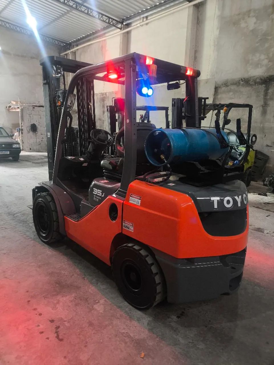 Empilhadeira Toyota 35j  - Foto 3