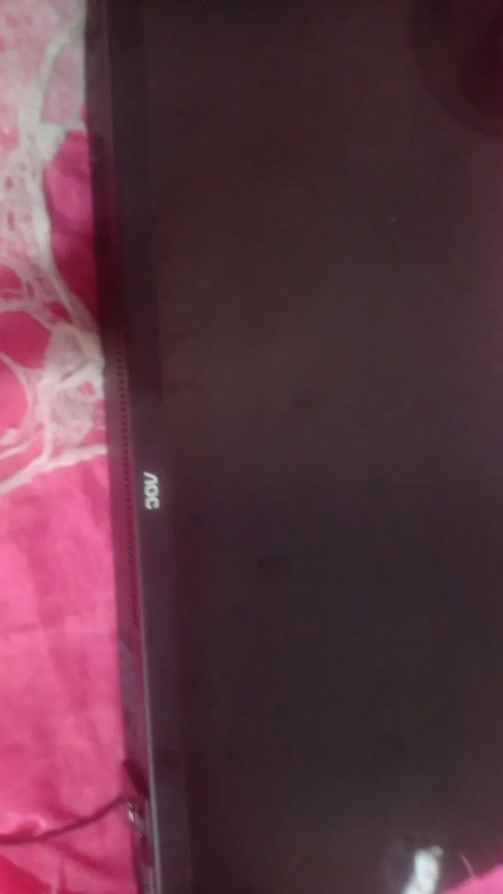 Vendes essa televisão mas ela tá com a tela quebrada - Foto 3
