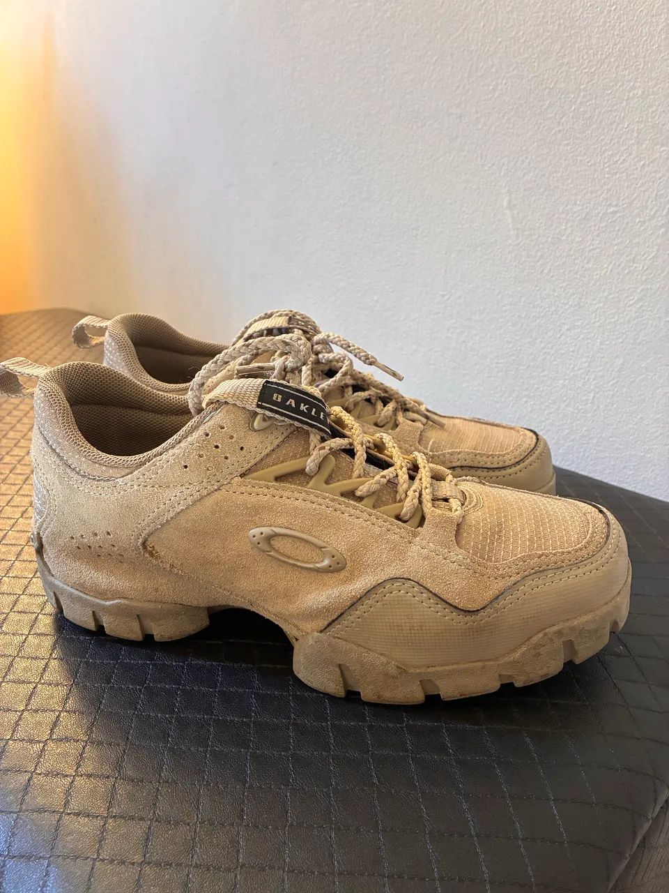 Oakley Modoc Low 2 