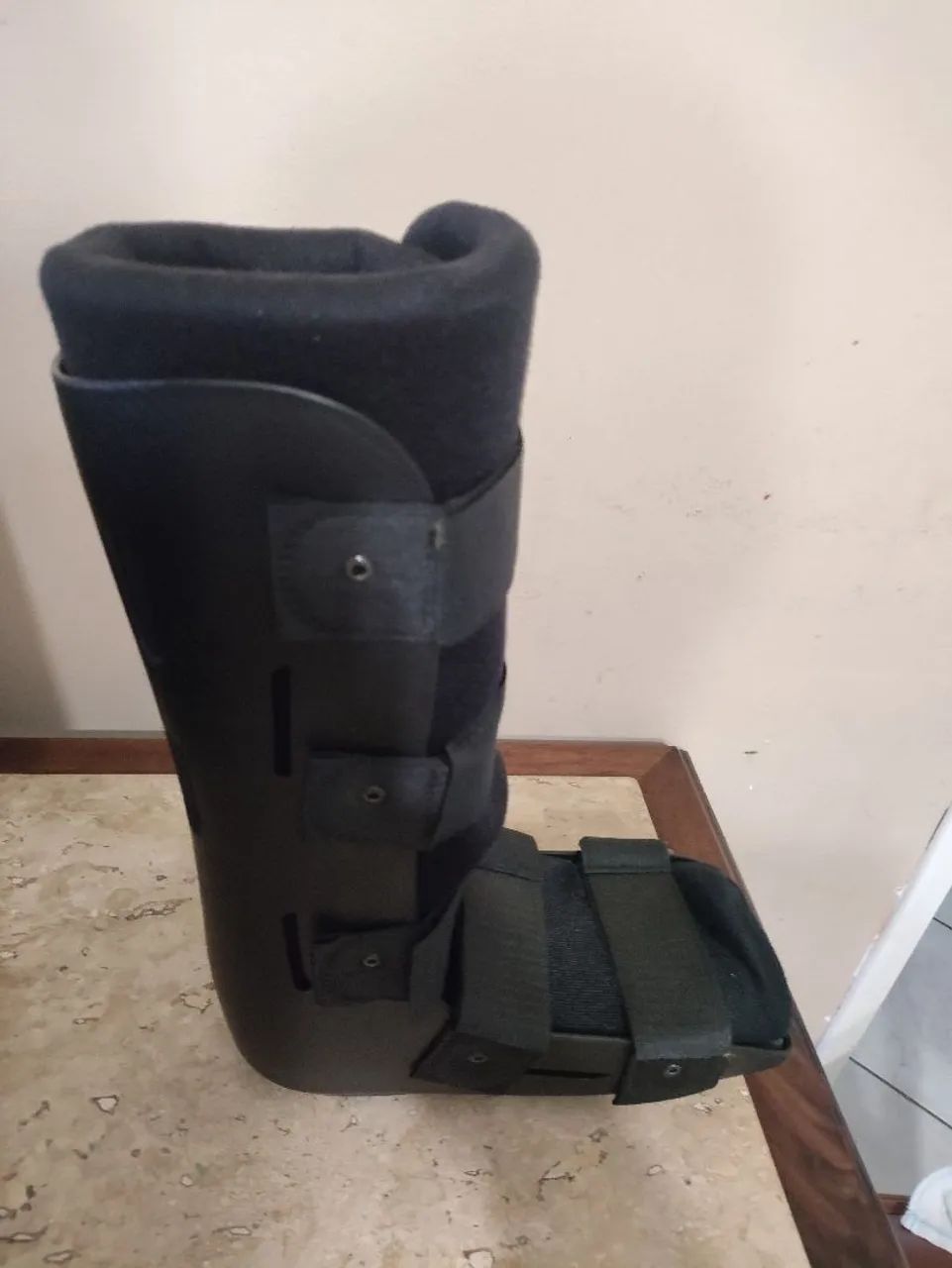 Bota Imobilizadora/ Robocop - Foto 2
