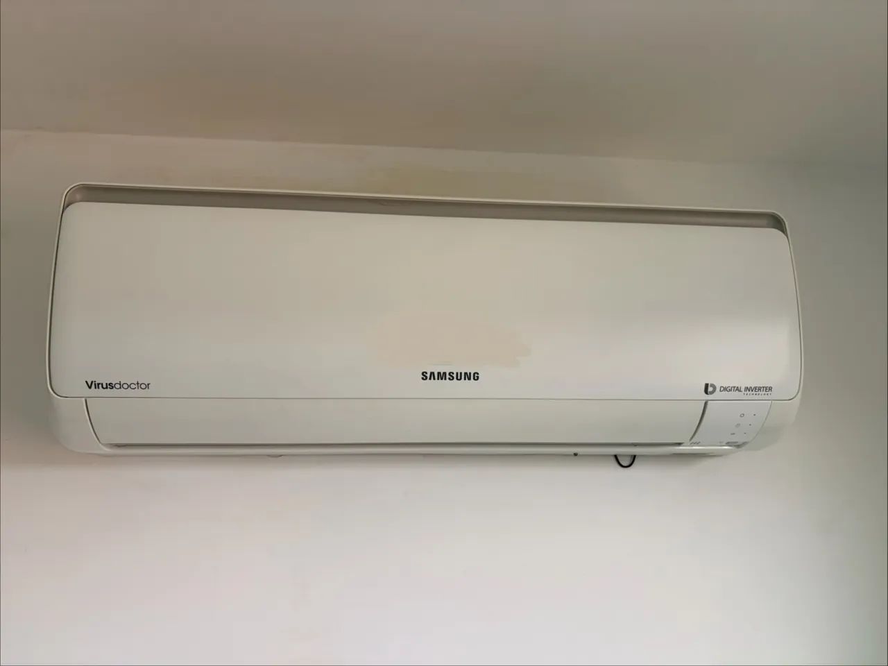 Split Samsung 9000 Digital Inverter com defeito na condensadora