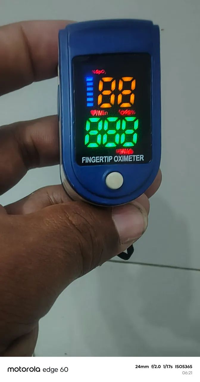 Oxímetro e aferidor de pressão  - Foto 4