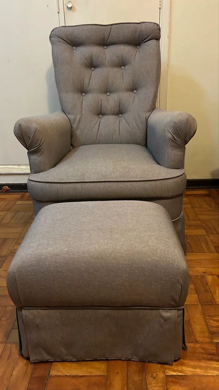 Poltrona de amamentação com puff - Foto 2
