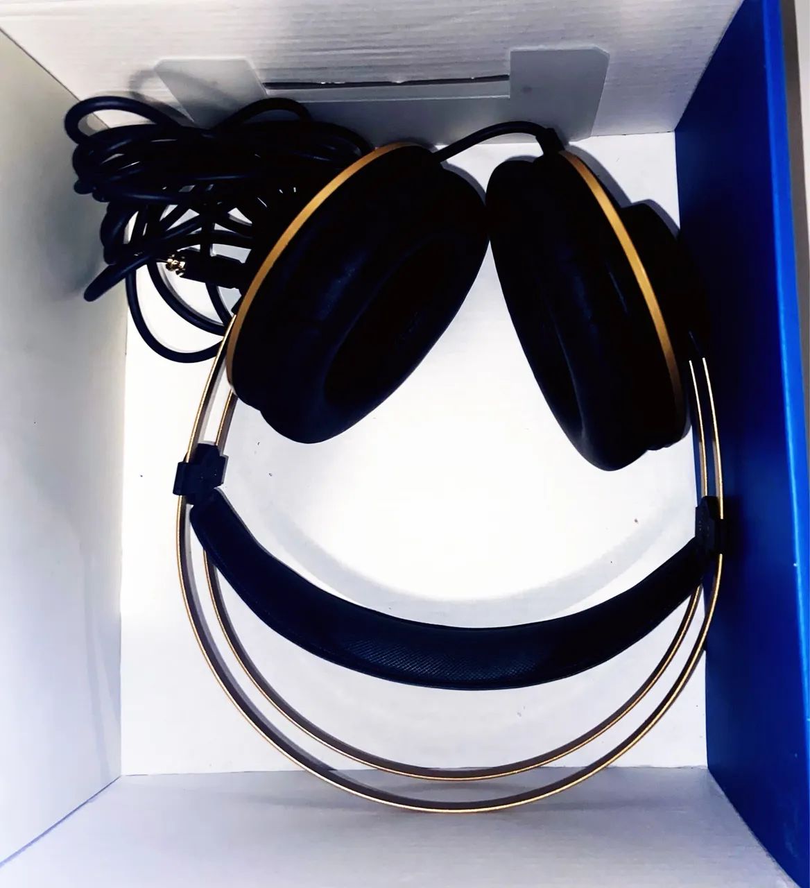VENDO FONE DE OUVIDO OVER-EAR AKG92 matte black