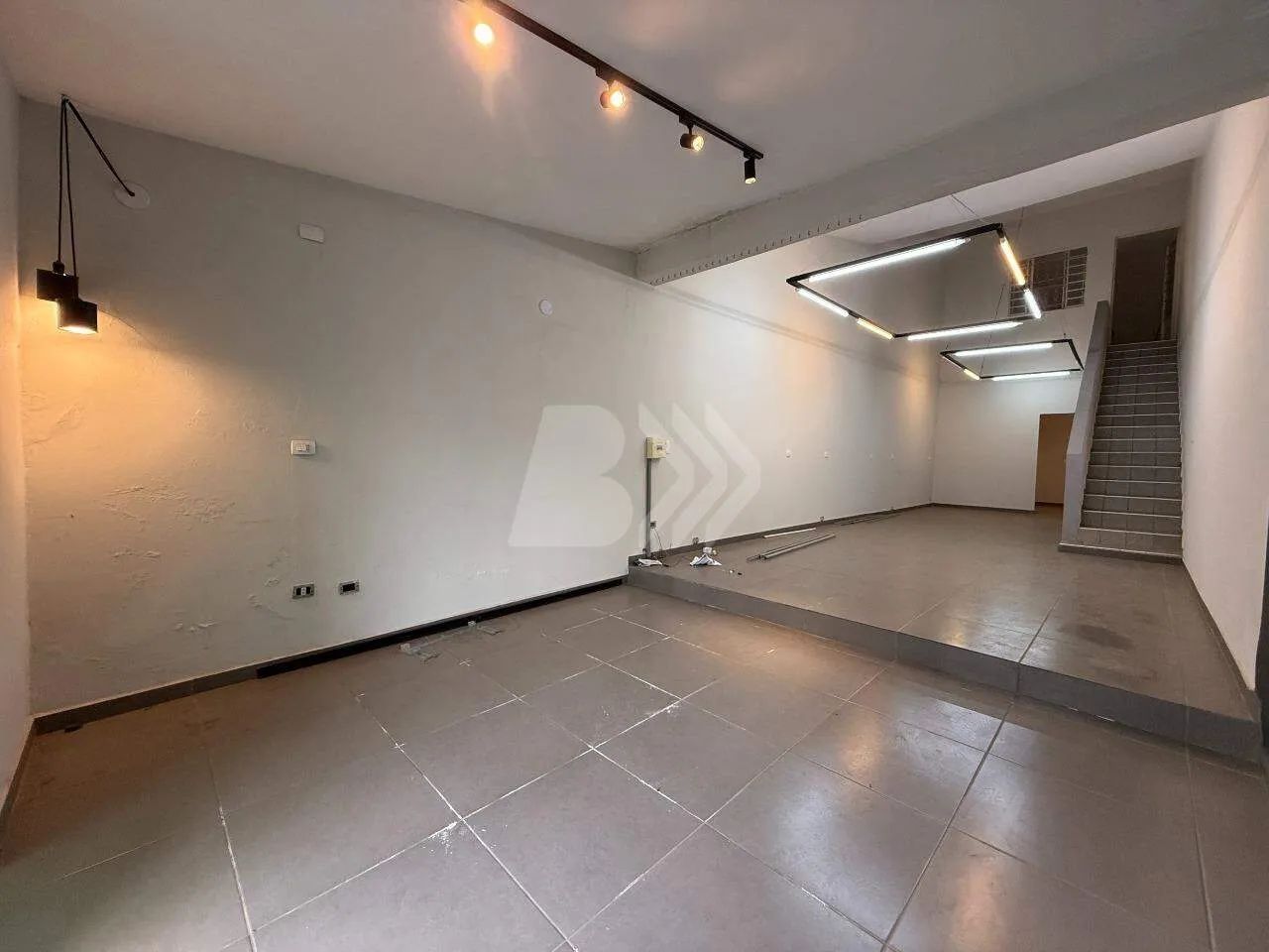 Salão comercial para alugar no bairro São Dimas em Piracicaba - Foto 3