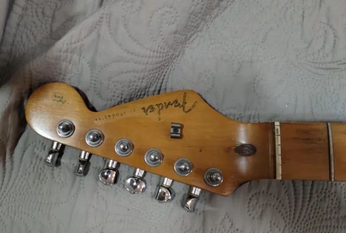 Guitarra Stratocaster Fender Squier 50s - Foto 3