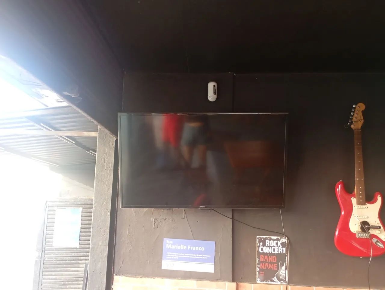 Tv tela plana plasma funciona perfeitamente 