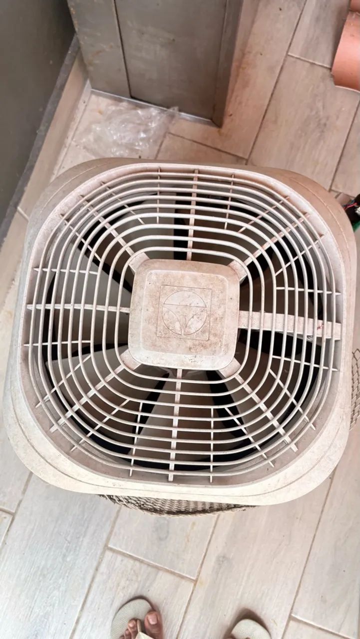 Condensador e peça de ar eletrolux ( placa danificado)  - Foto 2