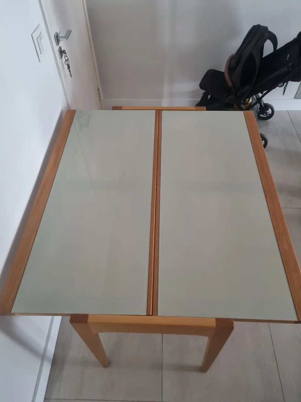 Mesa + bancos - Foto 5