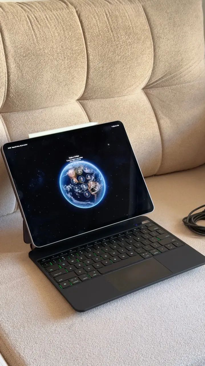iPad Pro 12,9 chip M2 (6ª geração) teclado com trackpad + caneta - Foto 5