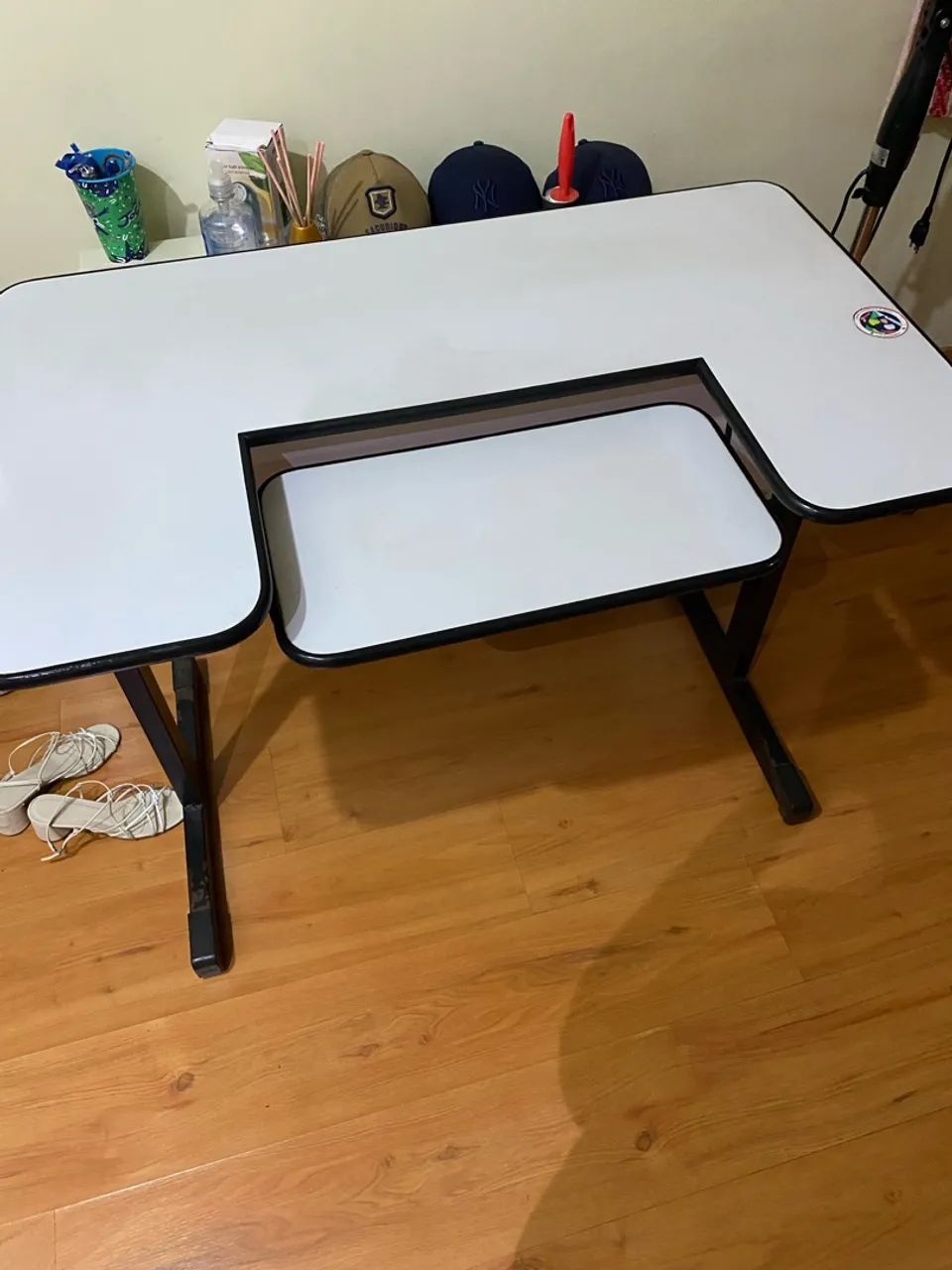 Mesa de estudo - Foto 3