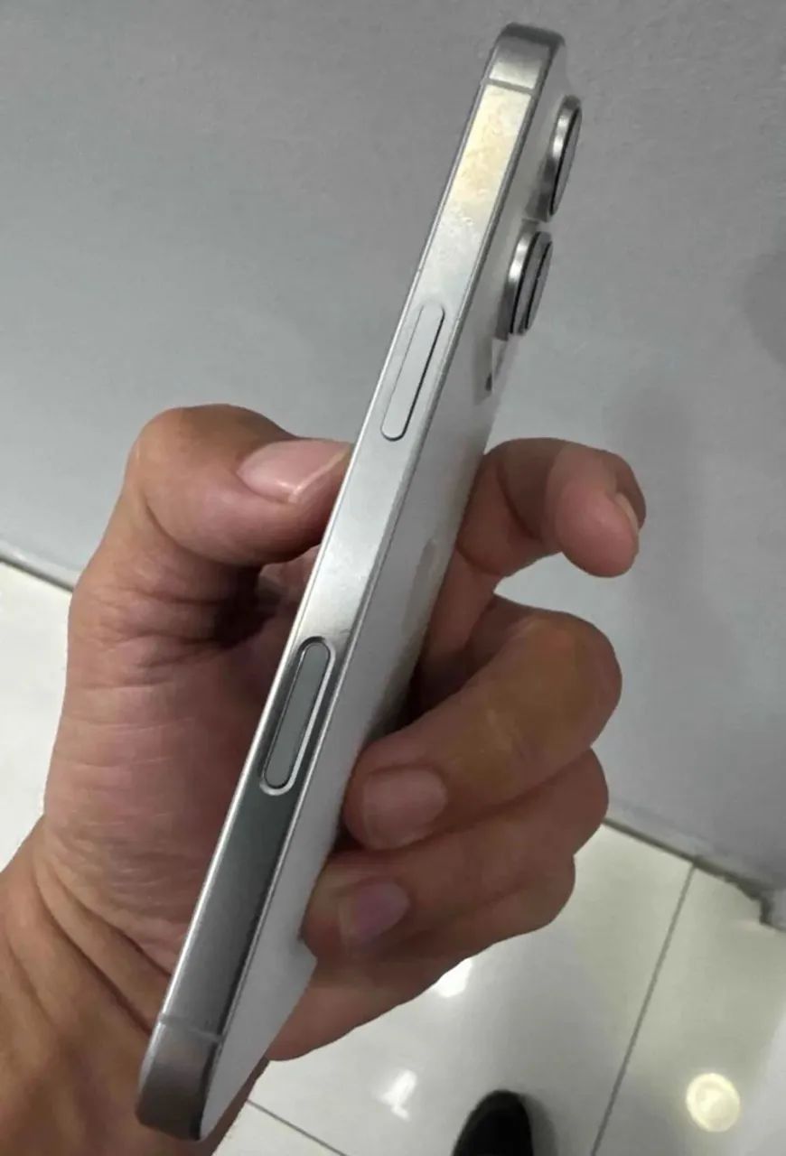 iPhone 16 pro 256GB bateria 87% - Foto 3