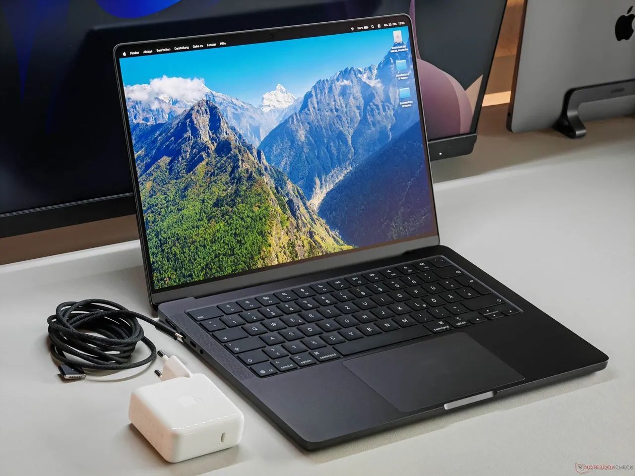 MacBook Pro M5 - 14'' 24Gb/1Tb SSD - Novo - Notebooks - Gutierrez