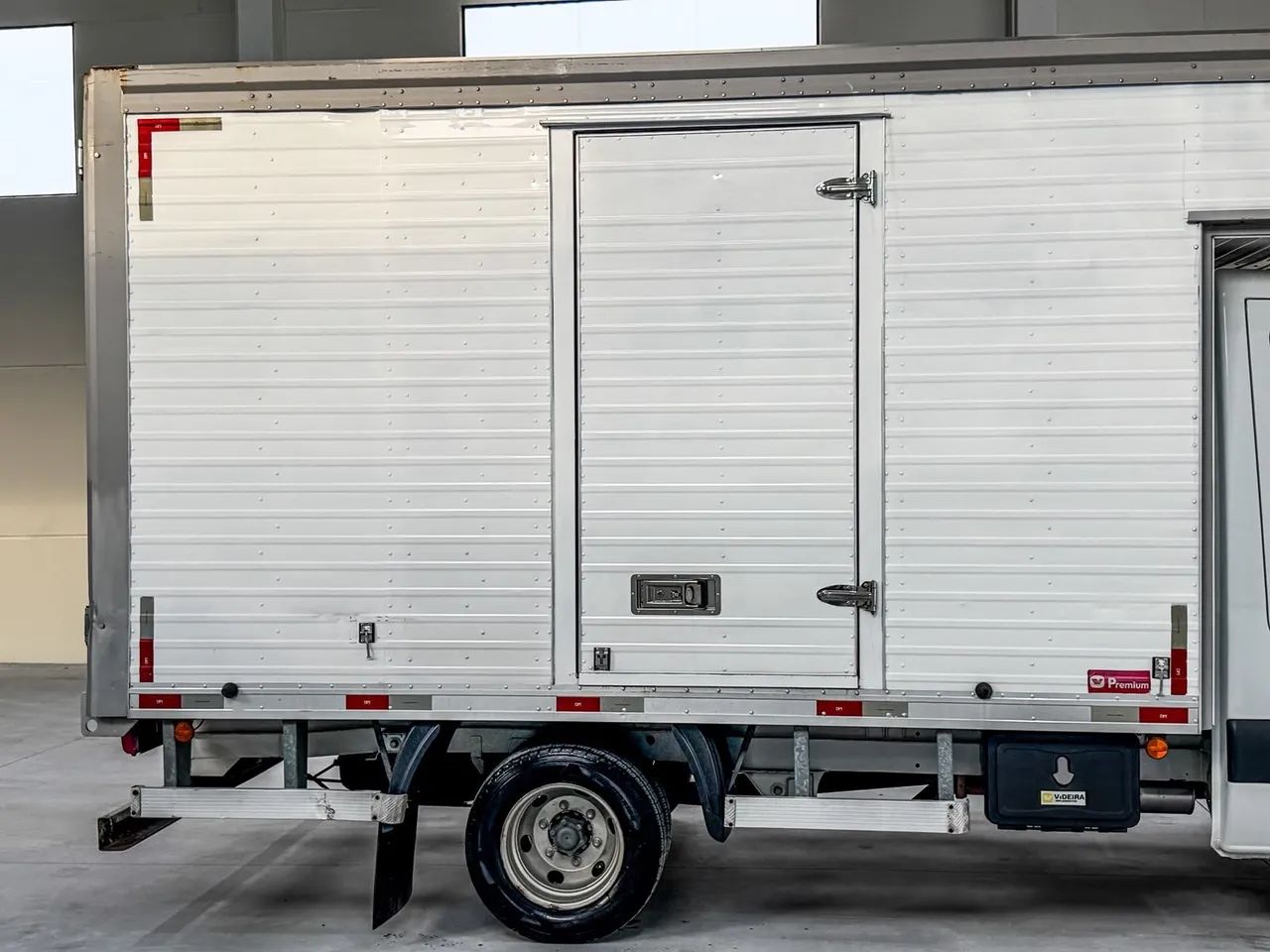 Mercedes-Benz Sprinter 516 Chassi E.l. T.b. 2.2 Dies 2021 - Foto 3