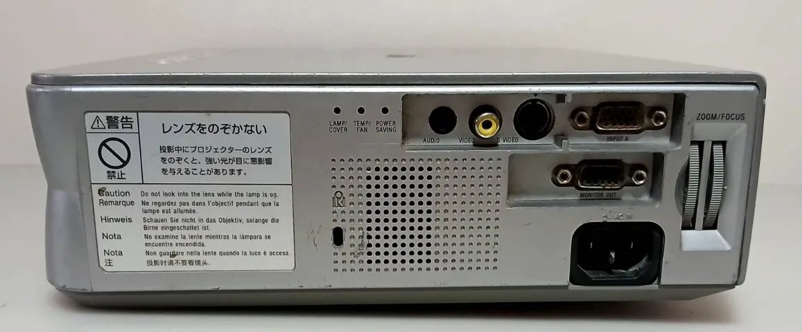 Projetor Sony VPL-CS7 - Precisa de conserto  - Foto 4