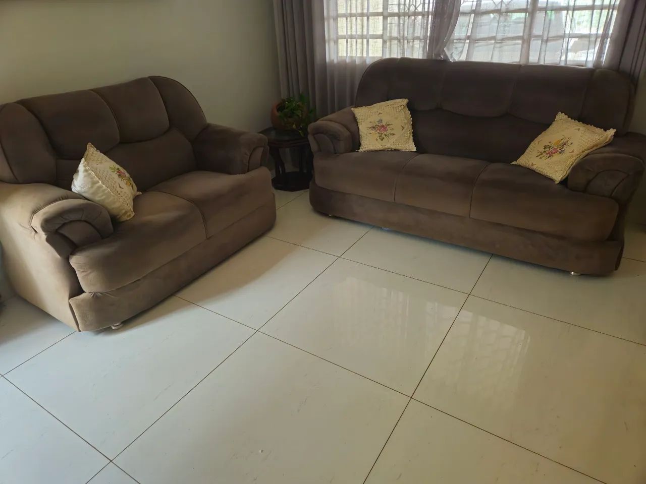 Sofás de 2 e 3 lugares - Foto 2