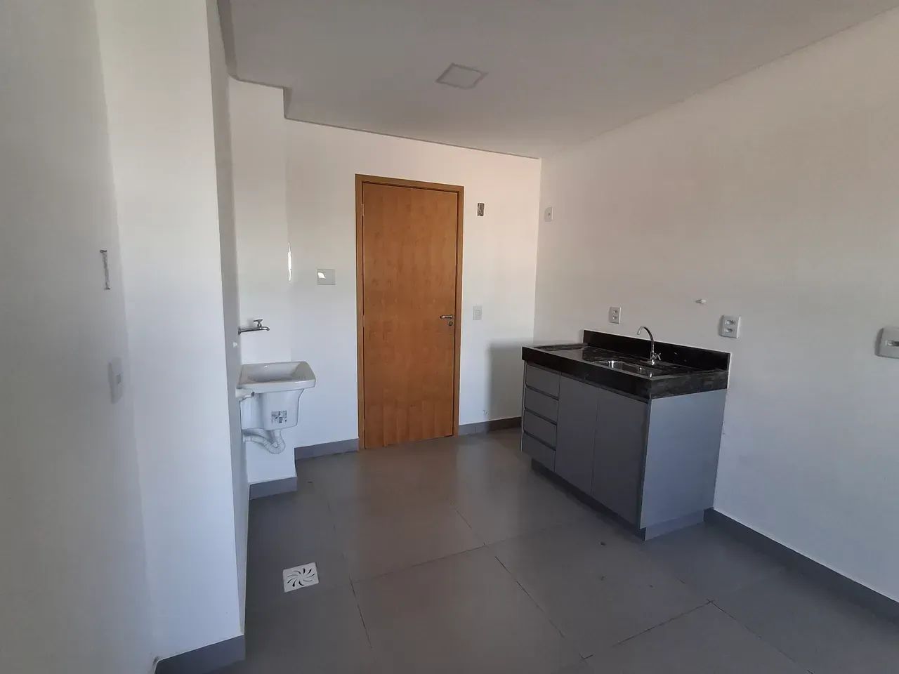 Studio de 28m² completo em armários com ar condicionado fácil acesso a Av T63 Jardim Améri - Foto 4