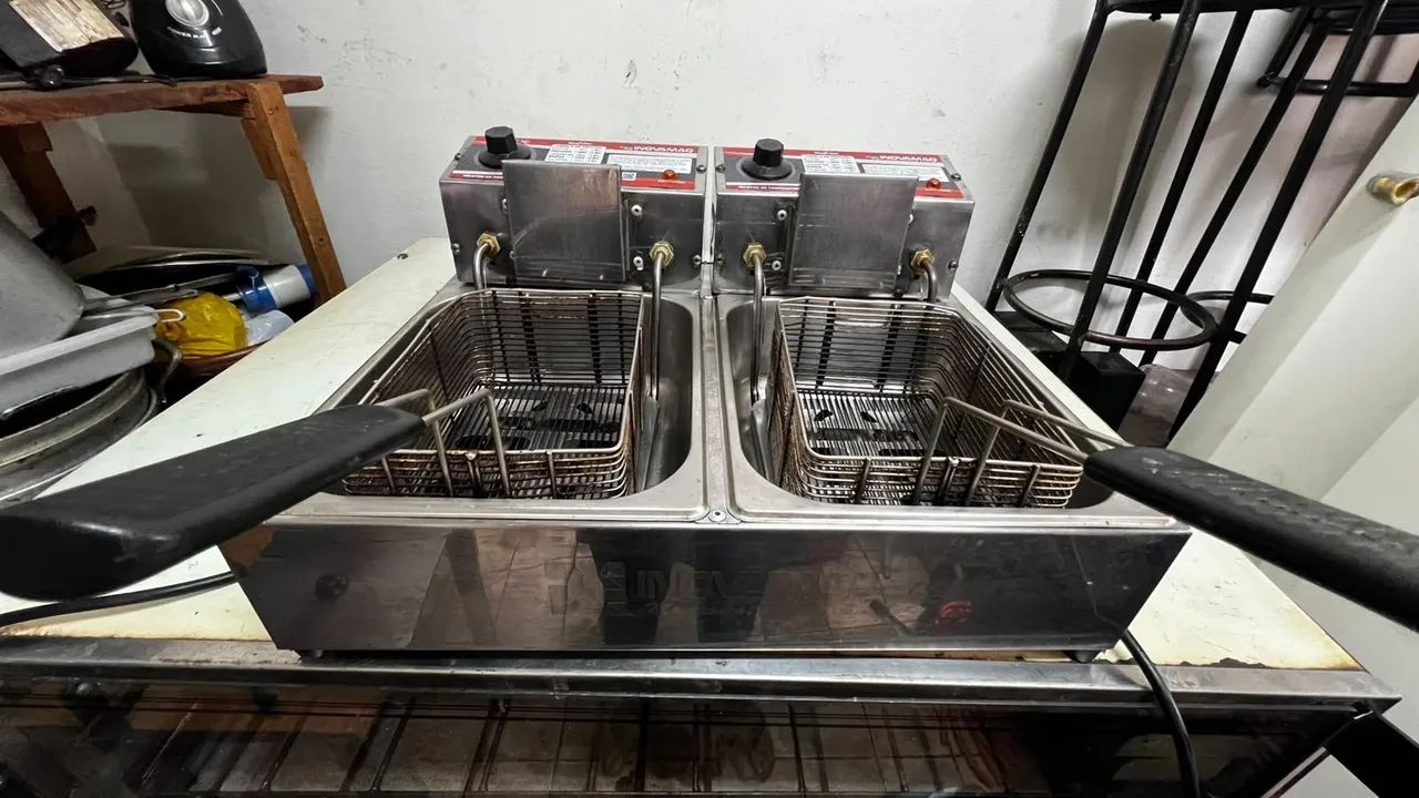 Vendo fritadeira de 2 cubas  - Foto 3