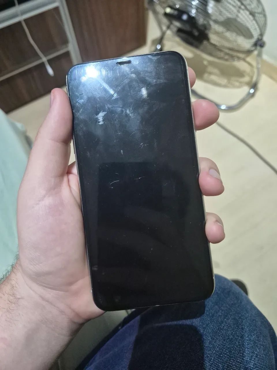 iPhone 11 Pro Max 64gb  - Foto 2