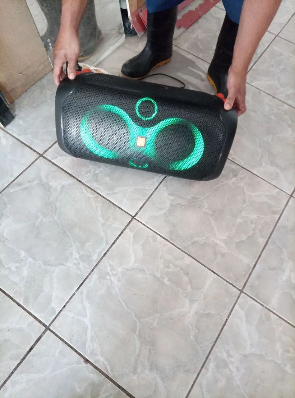 Vdd, caixa JBL nova $1500 - Foto 3