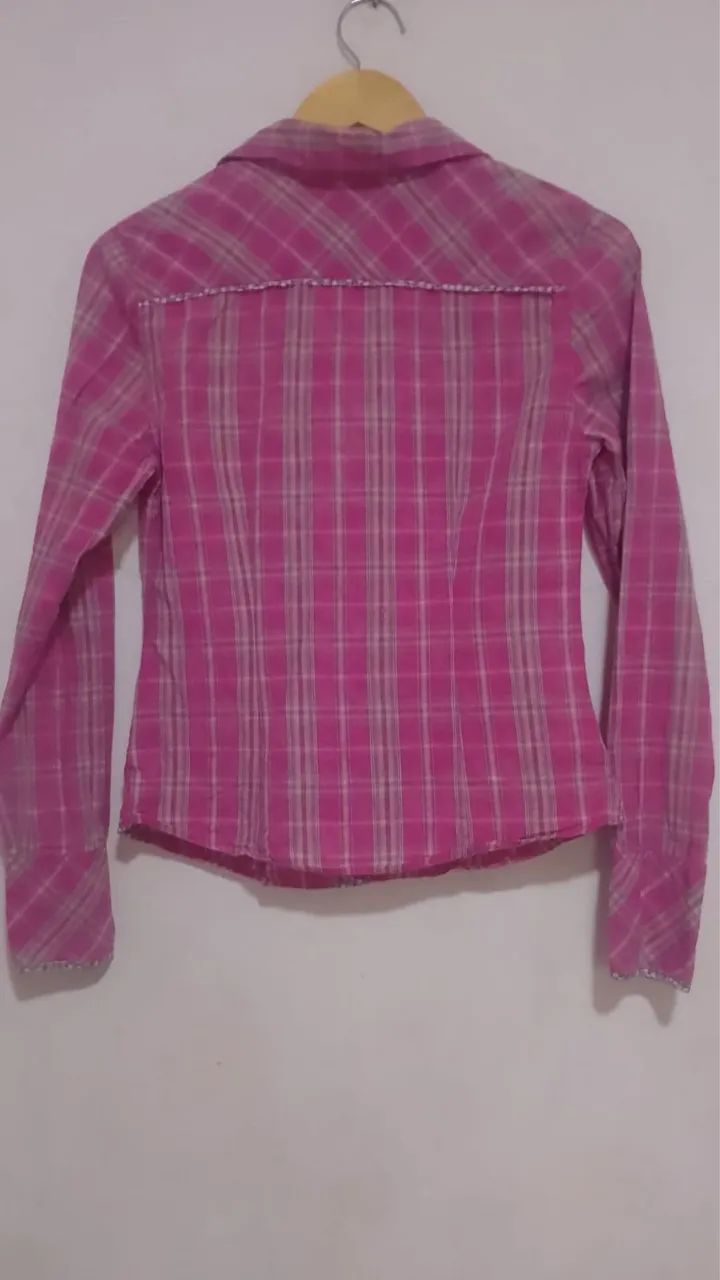 Camisa xadrez feminina P desapego  - Foto 2