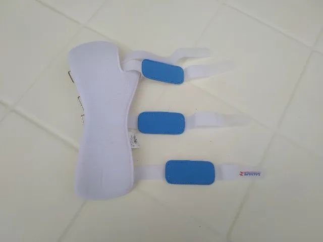 Tala De Pvc Punho Mão Dedos Salvapé 40130 Esquerdo  - Foto 2