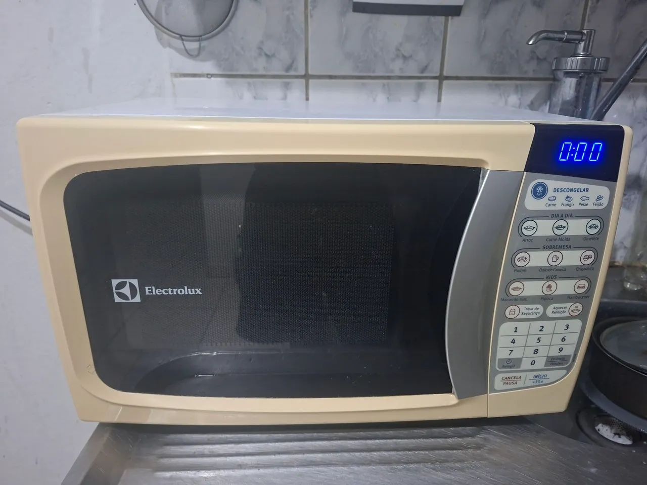 Micro-ondas Electrolux MTD30