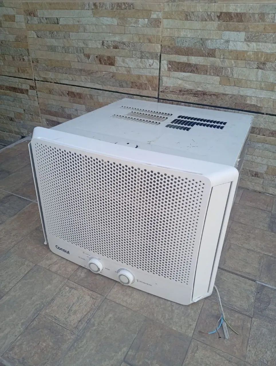 AR-CONDICIONADO 7.500 BTUS