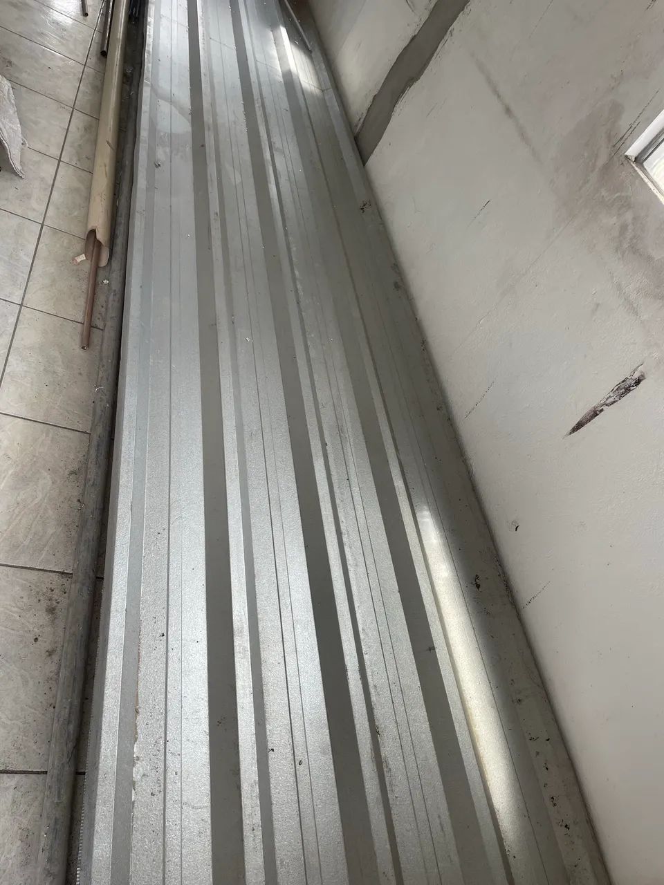 Vendo telhas semi sanduíche e sanduíche