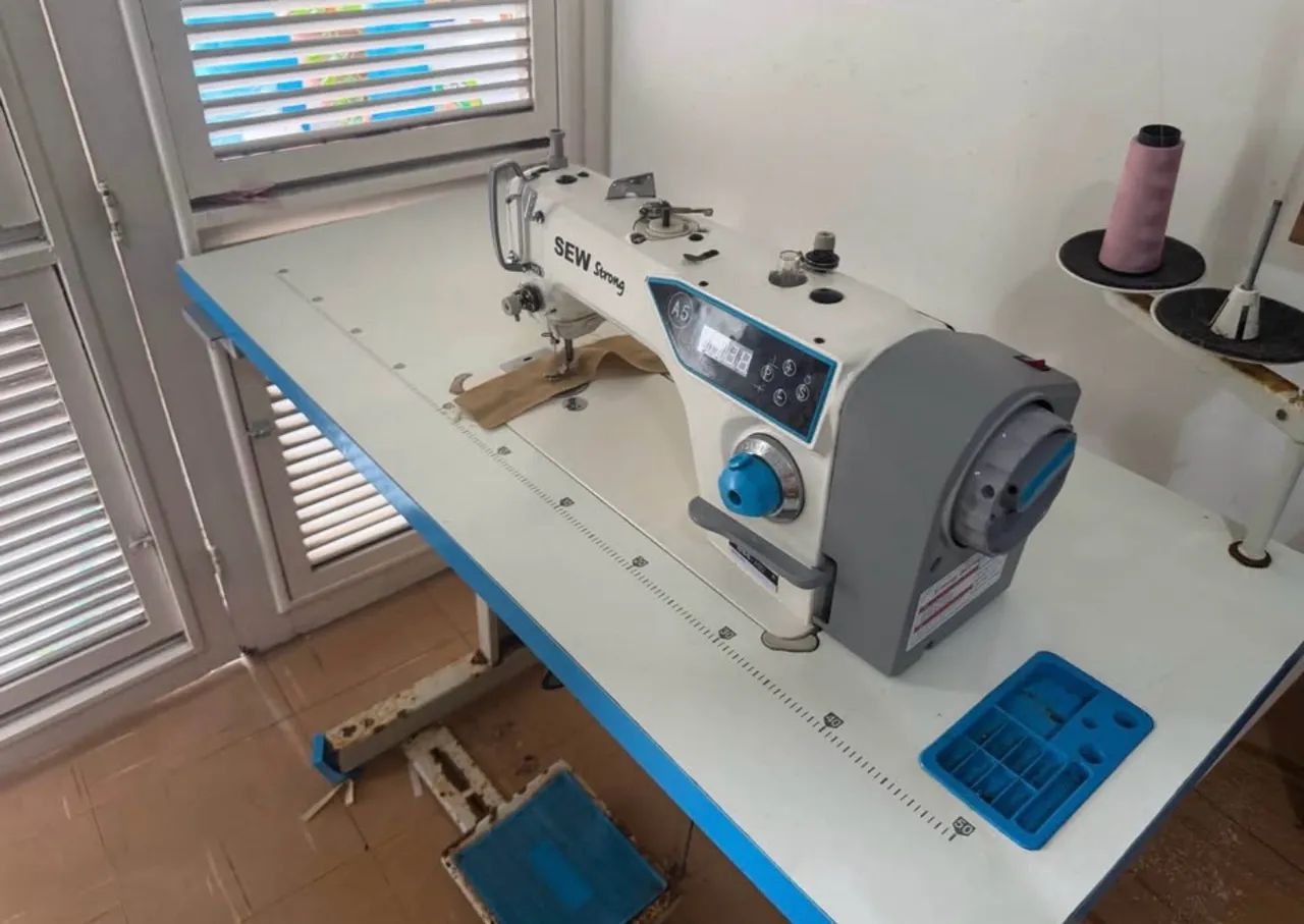 Máquina de costura  - Foto 5