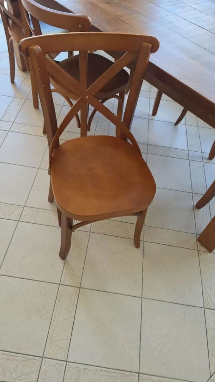 Mesa Madeira + 8 cadeiras - Foto 2